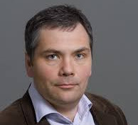 Juhász Gábor: A foglalkoztatást helyettesítő támogatásban részesülők munkavégzési kötelezettségének alkotmányos és emberi jogi vonatkozásai